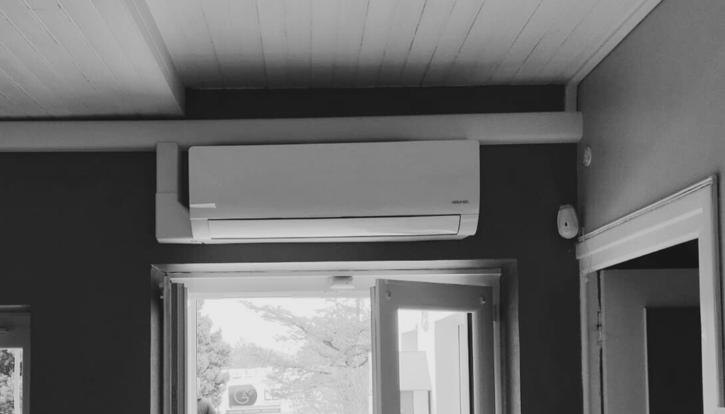 Électricien à Roanne (42) spécialisé dans les énergies renouvelables – installation de panneaux solaires et équipements électriques modernes et sécurisés